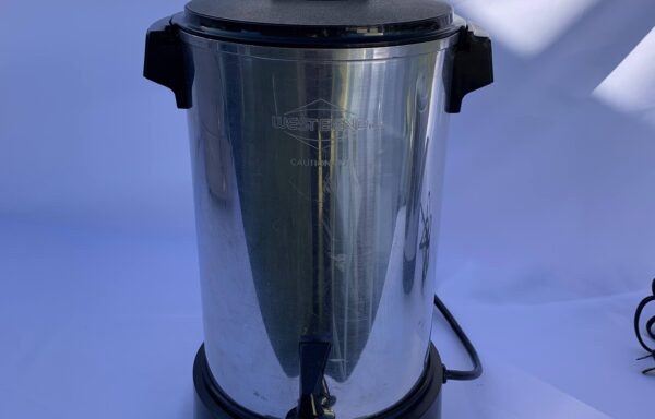 Machine à café (50 tasses) / Coffee machine (50 cups)