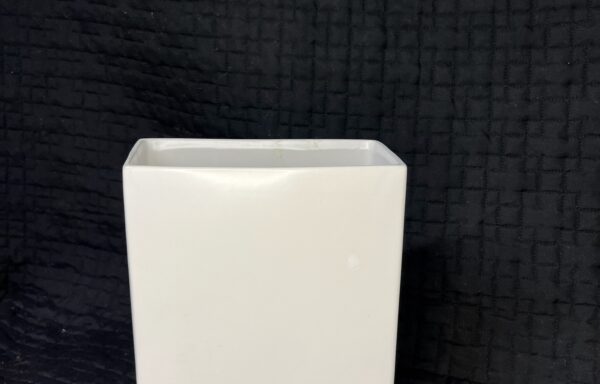 Vase rectangulaire en céramique – Blanc / White rectangle ceramic vase