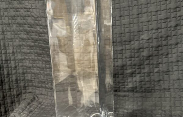 Grand vase rectangulaire – Claire / Tall rectangular vase – Clear