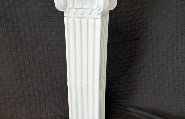 Colonne blanche style romain / White Roman column pillar
