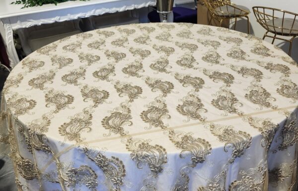 Surnappe Organza avec broderies Or / Organza tablecloth with embroidery gold